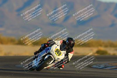 media/Jan-21-2023-CVMA (Sat) [[b9eef8ba1f]]/Race 12 Amateur Supersport Open/